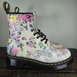 NEW Dr. Doc Martens 1460 Womens Size 6 Lace Up Boots Smooth Leather Floral White